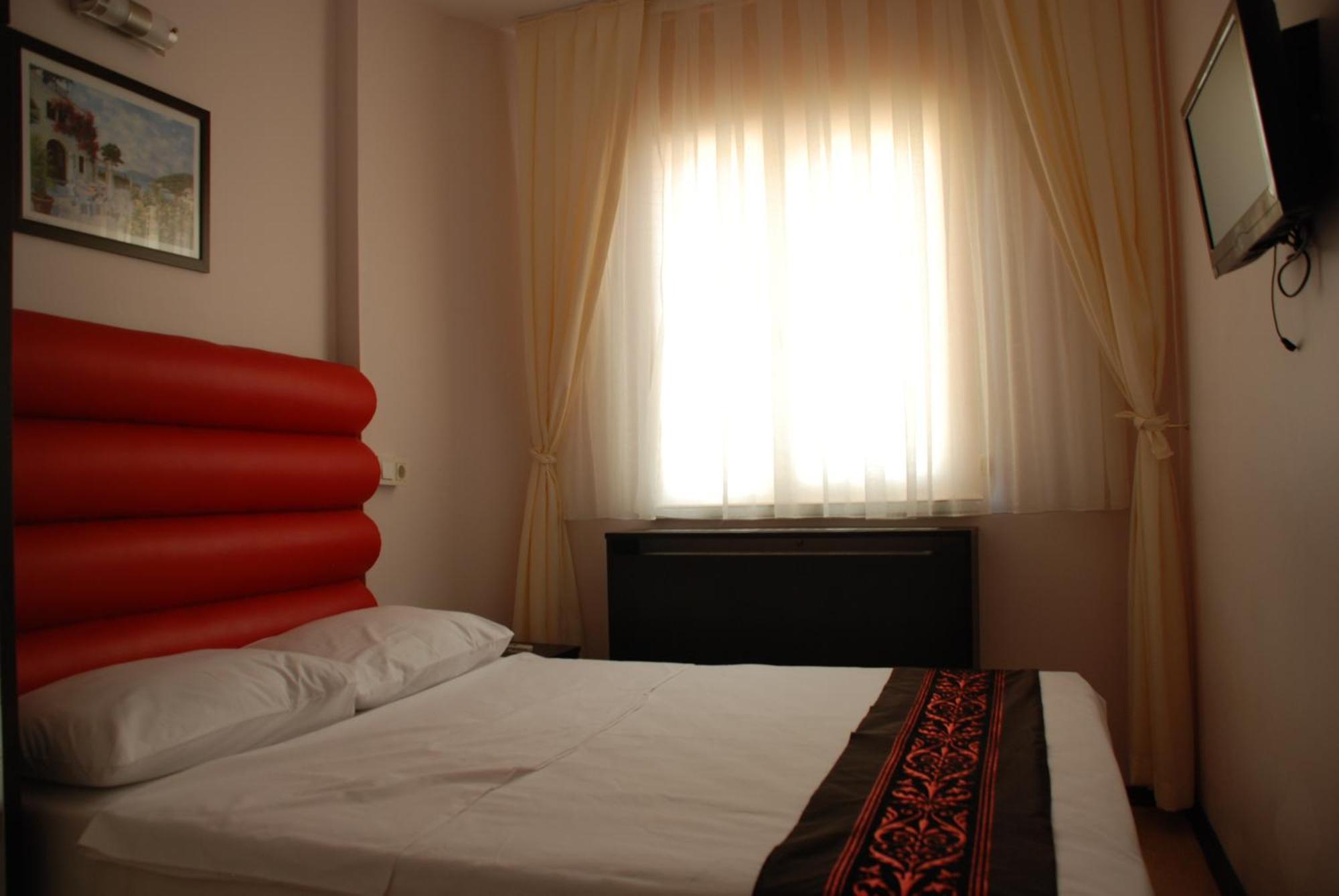 Hotel Timya Istanbul Exteriör bild